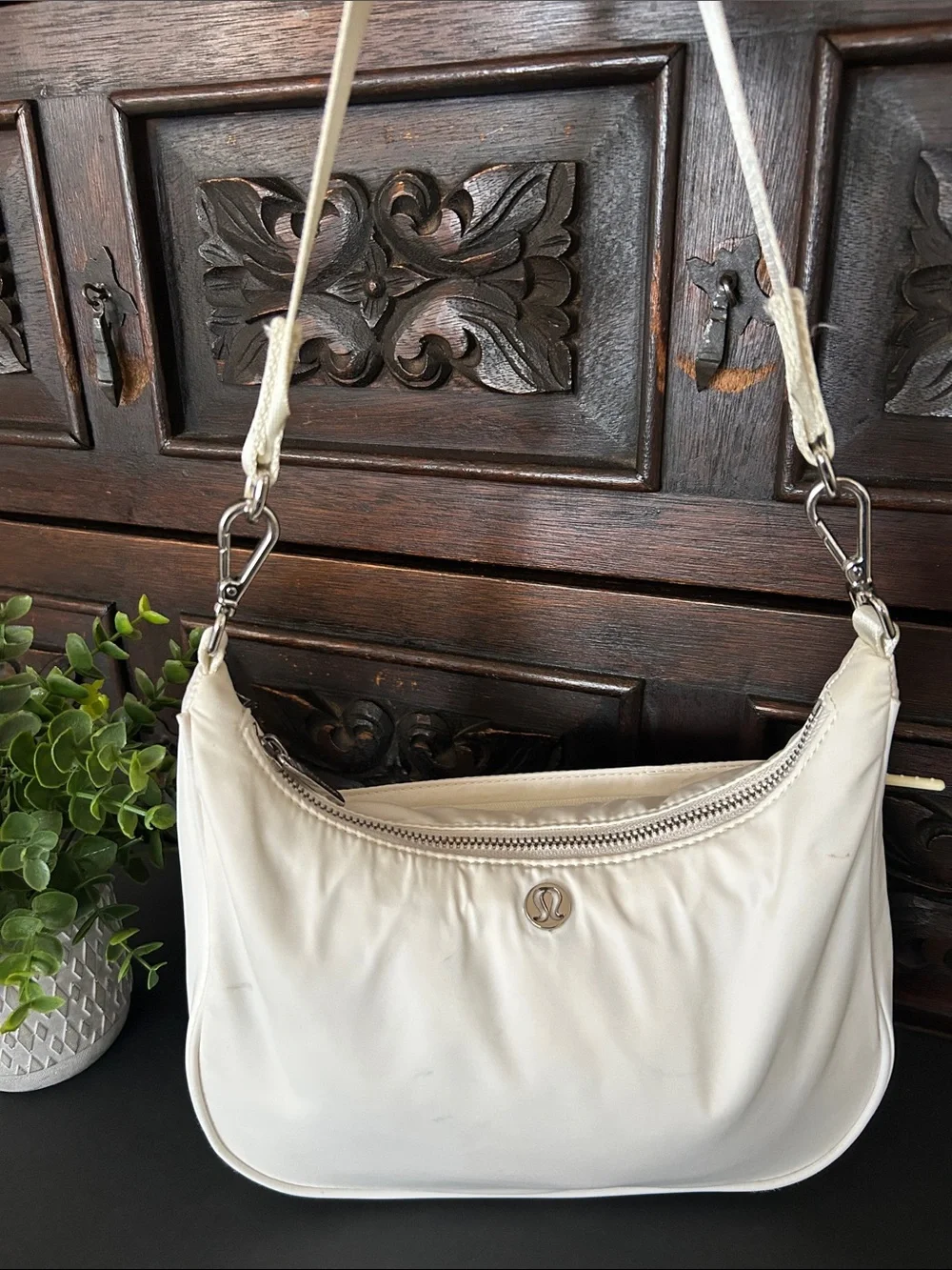 lululemon athletica Cream Shoulder Bag with Detachable Strap